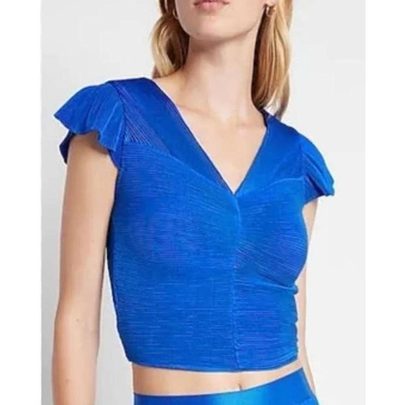 Express Pleated Flutter Sleeve Top - Picture 8 of 8